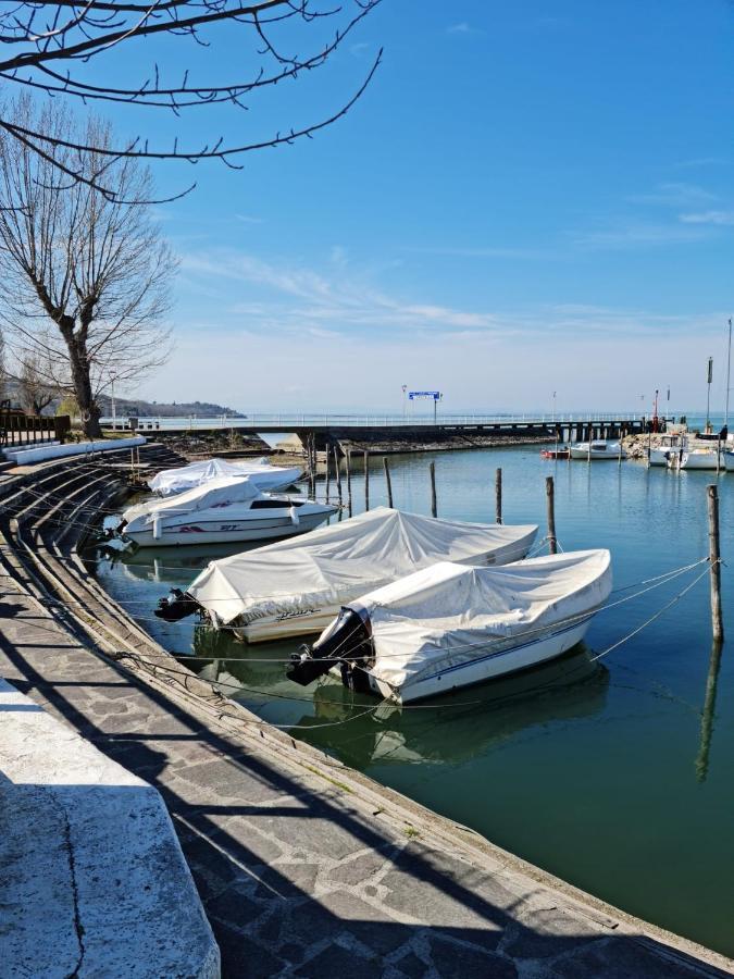 Appartamento Lago Trasimeno - Torricella Pg ภายนอก รูปภาพ